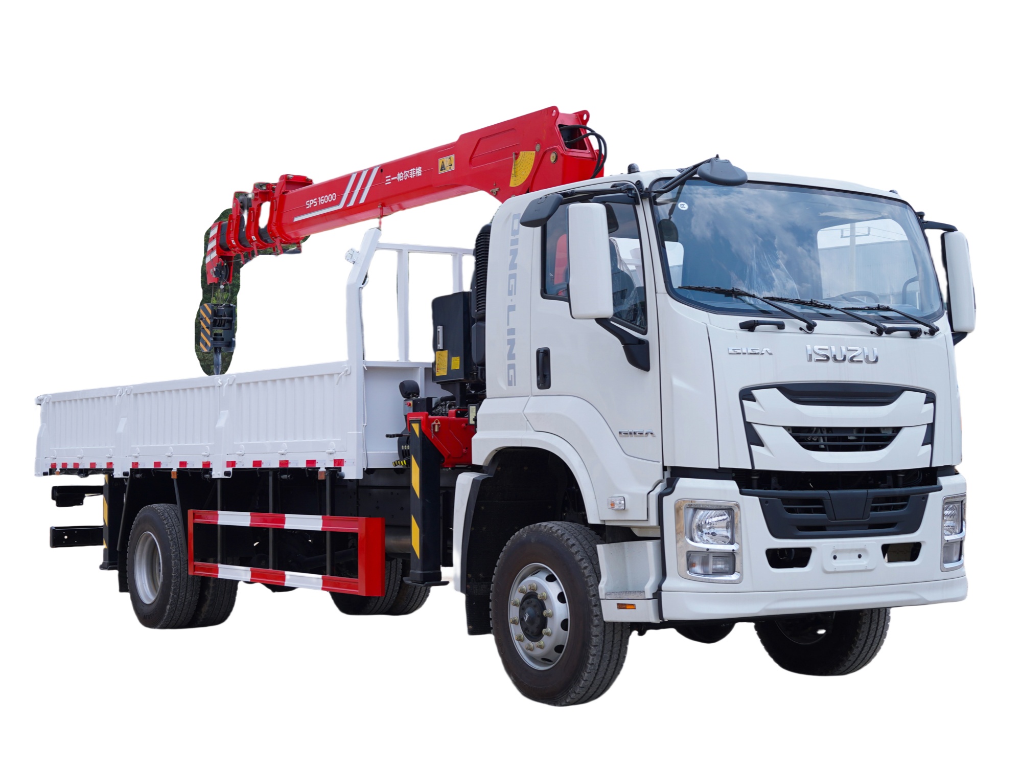 isuzu جيجا شاحنة مجهزة 10 طن / 12 طن / سانيي شوقونغ رافعة