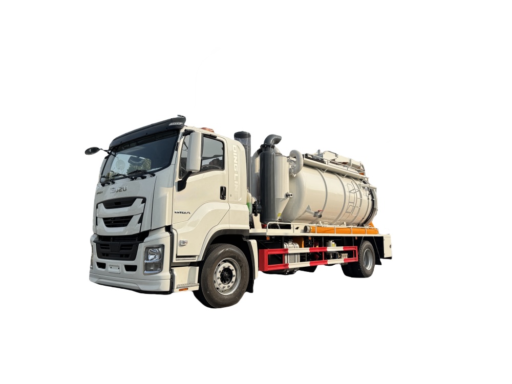 ISUZU GIGA high pressure Sewage suction truck