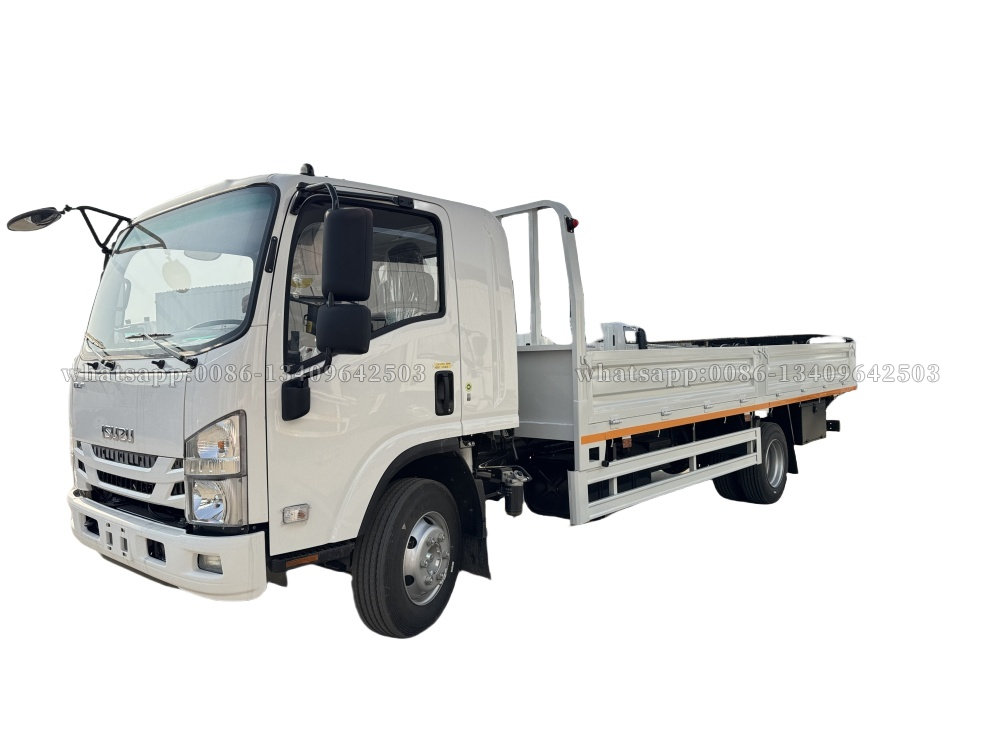 ISUZU one and half cab cargo box truck 5-6M length