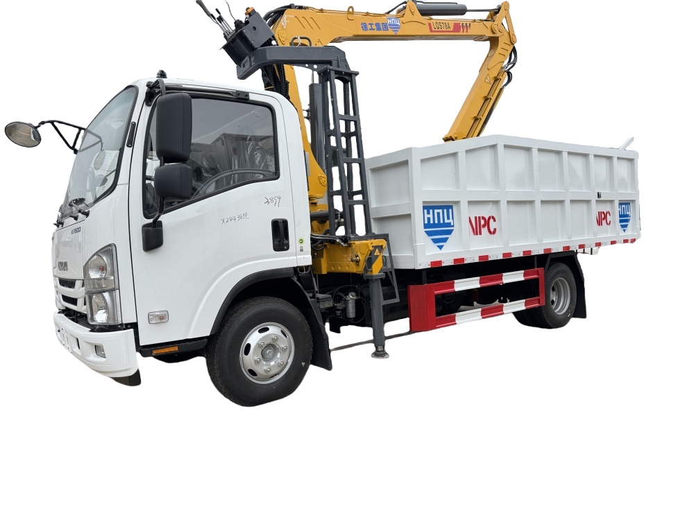 ISUZU crane truck with folding arm crane 