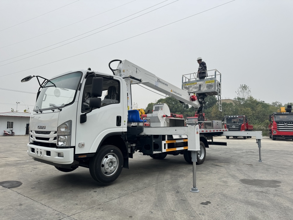 ISUZU crane and aerial platform and cargo truck Multifunctional truck 