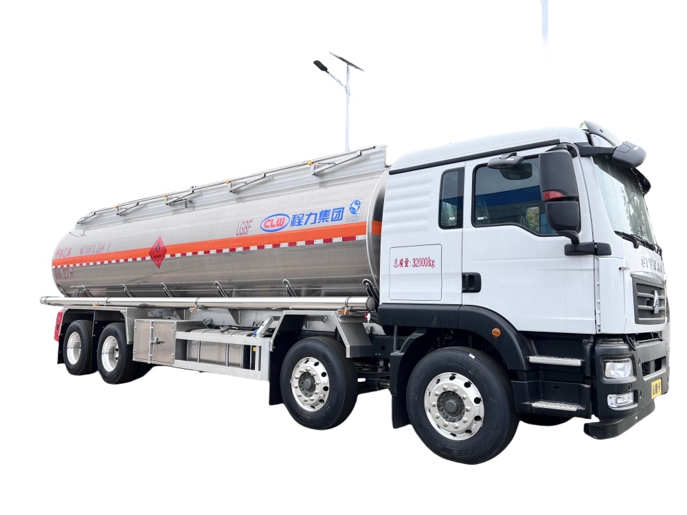 HOWO SITRAK 27000L Chemical transport truck