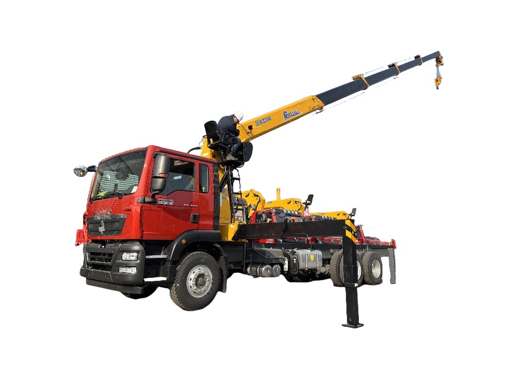 HOWO  6*4   truck mounted with XCMG 14 tons crane 