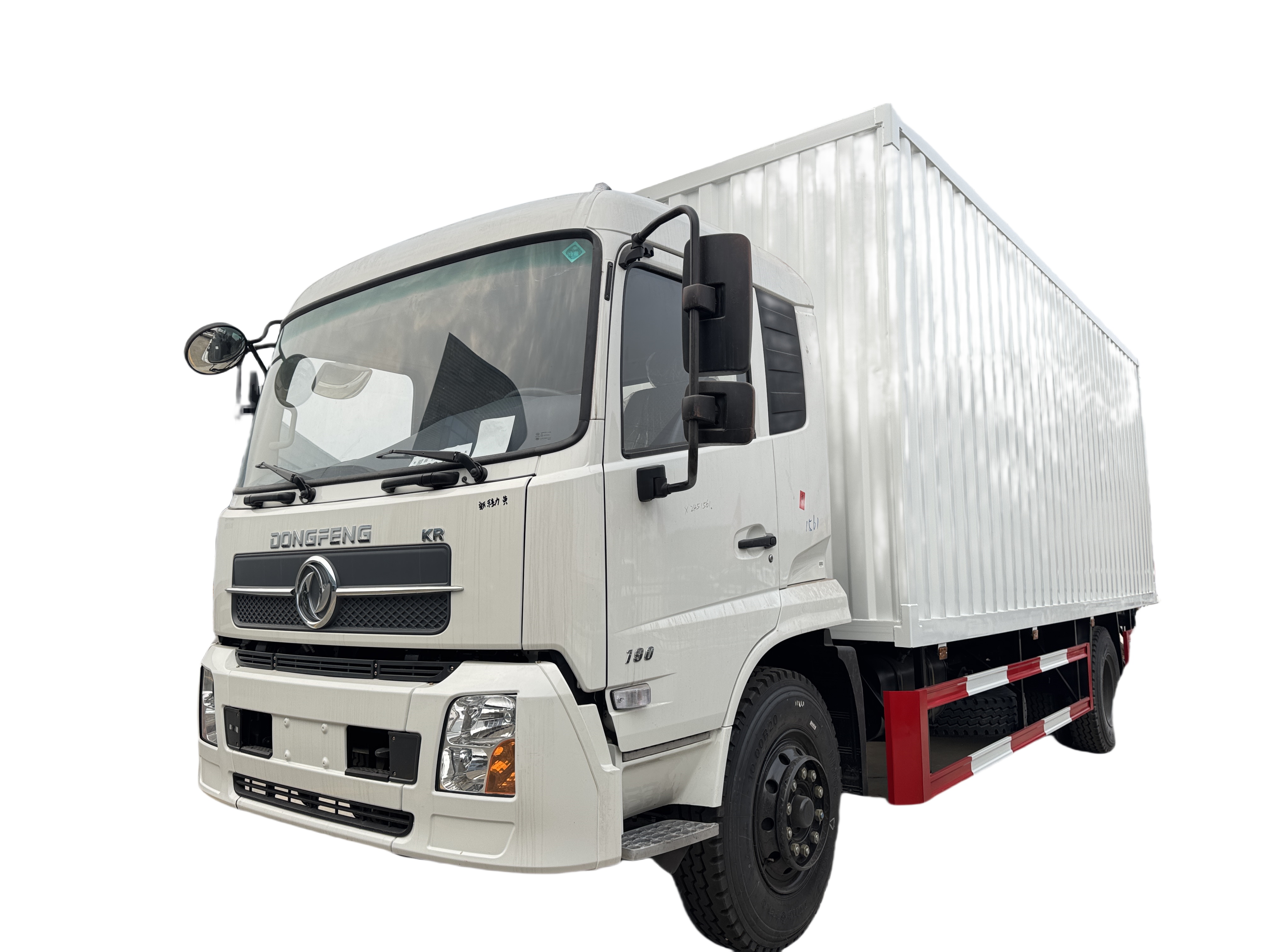 Dongfeng 6.8M camion boîte de fret