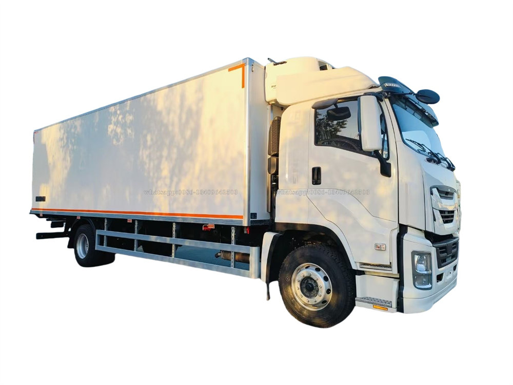 ISUZU 8.6M refrigerator truck with American  Carrier Independent  refrigeration unit